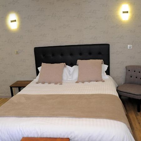Hotel L'Ange De La Vallee Oyonnax Εξωτερικό φωτογραφία