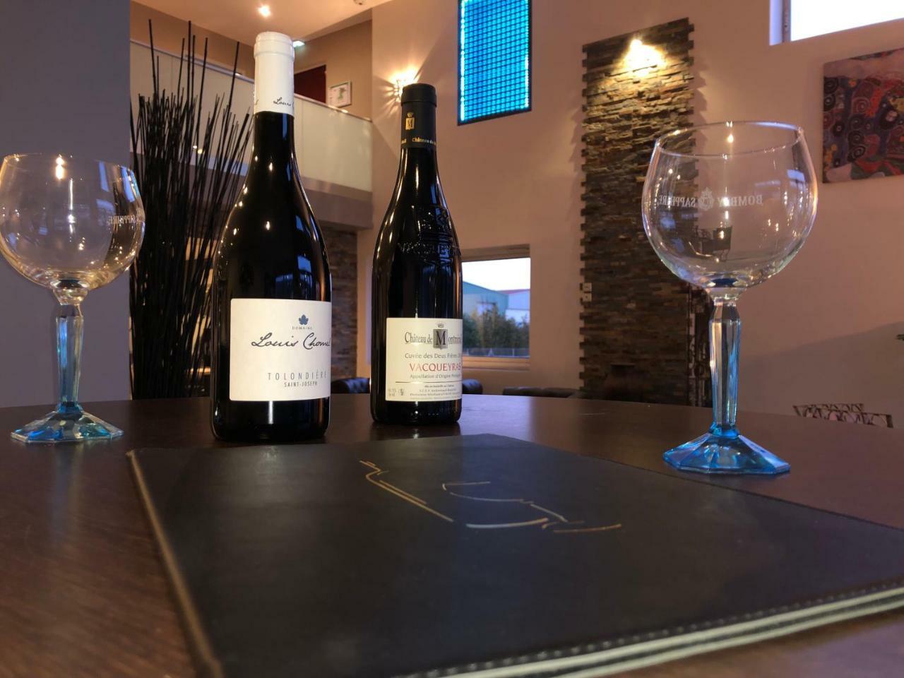 Hotel L'Ange De La Vallee Oyonnax Εξωτερικό φωτογραφία