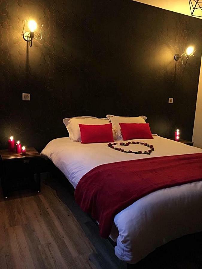 Hotel L'Ange De La Vallee Oyonnax Εξωτερικό φωτογραφία