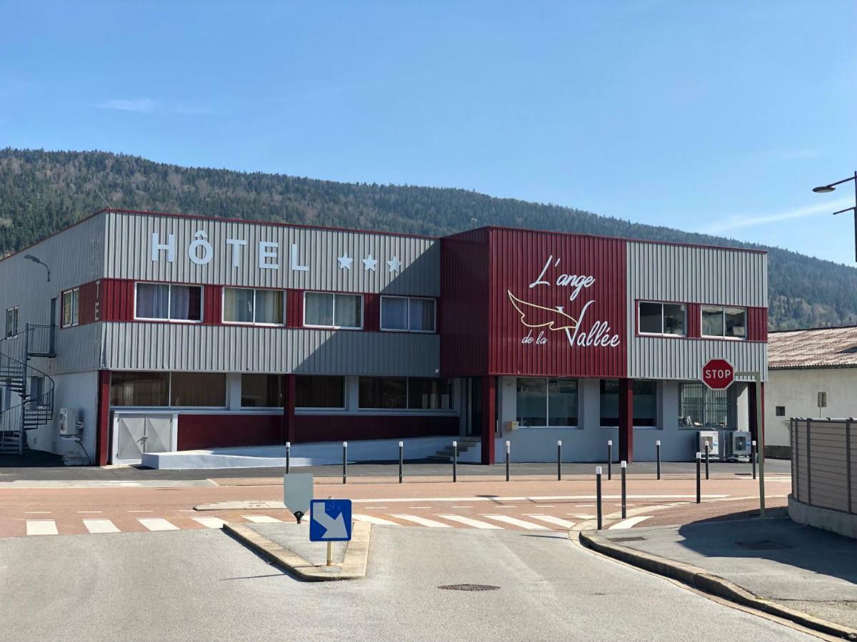 Hotel L'Ange De La Vallee Oyonnax Εξωτερικό φωτογραφία